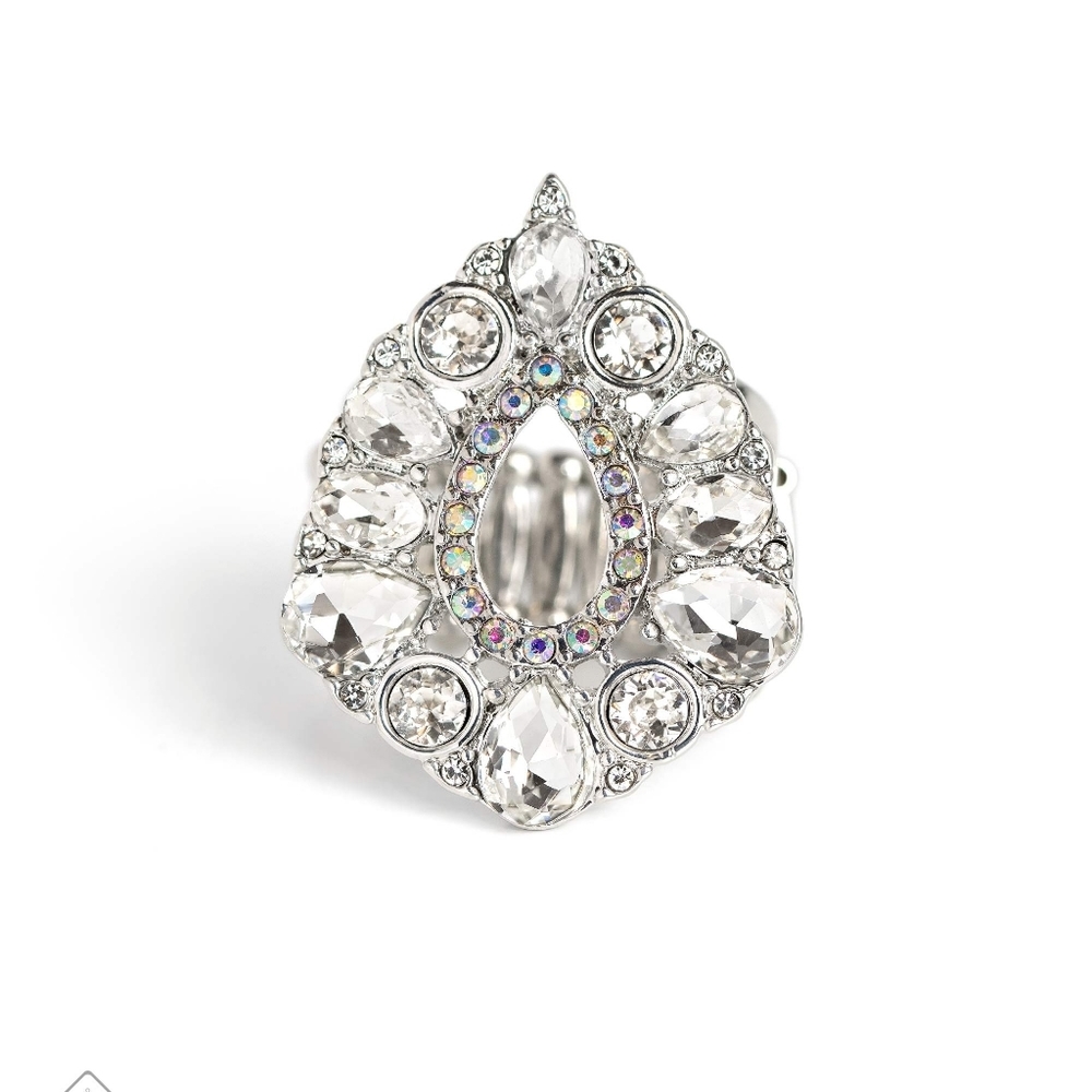 First Class Fairytale White Ring 💍